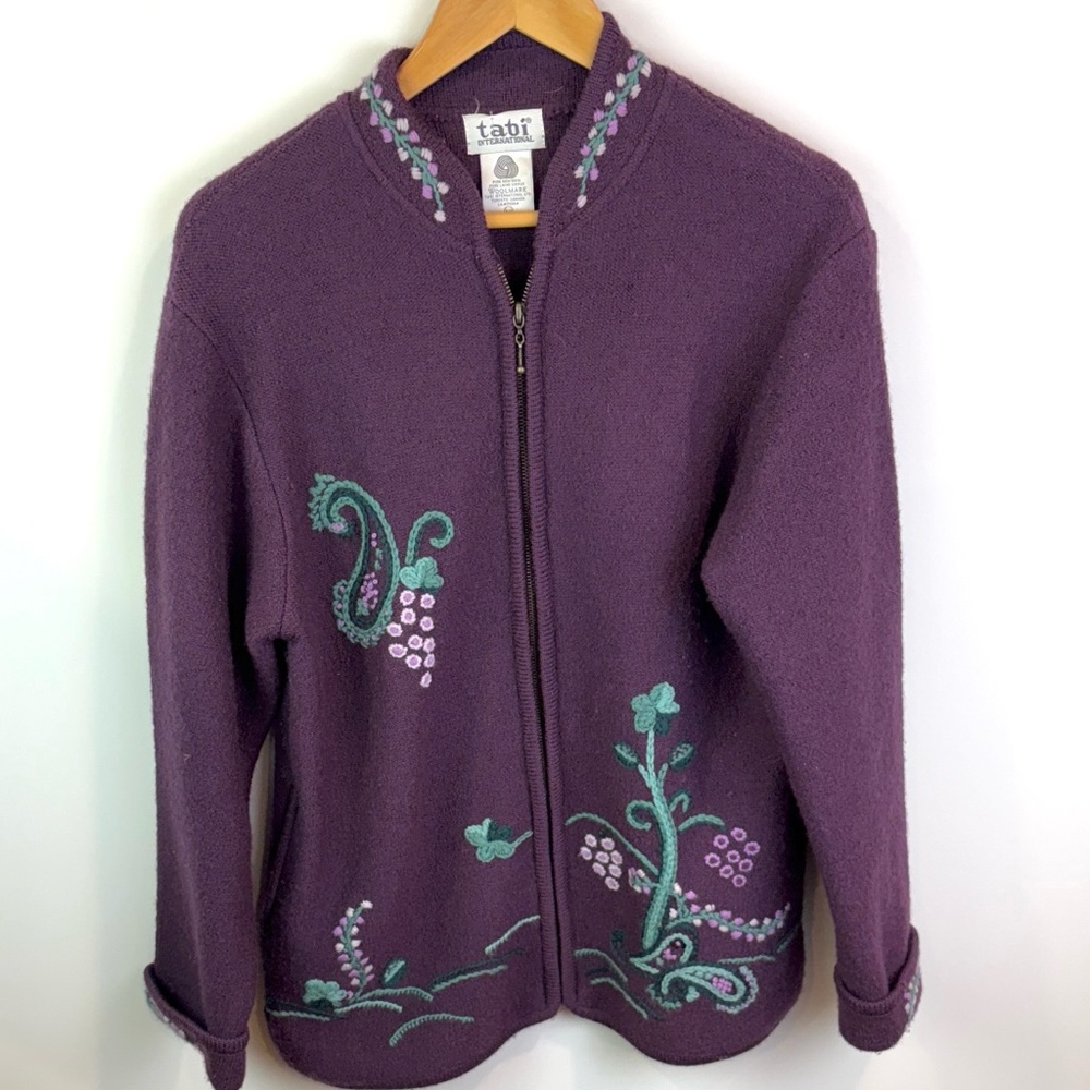 Tabi International Purple/Plum Embroidered zip up wool cardigan size S/M